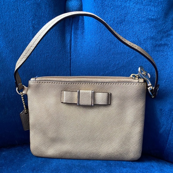 Coach clutch gold - Picture 1 of 5